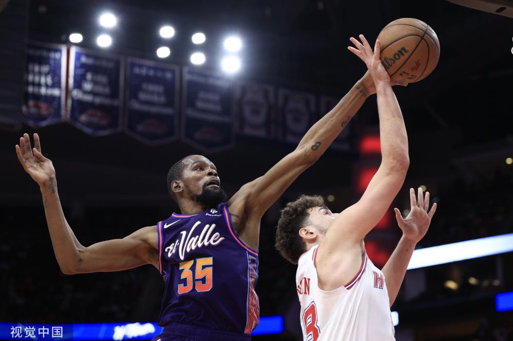 当今足坛必 当今足坛必